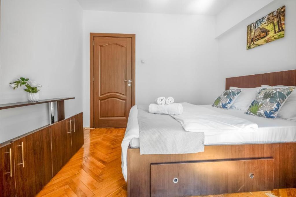 Traditional Romanian Apartments 부쿠레슈티 외부 사진